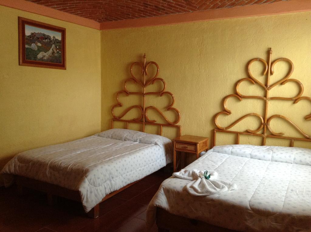Hotel La Herradura Tecozautla Exterior foto